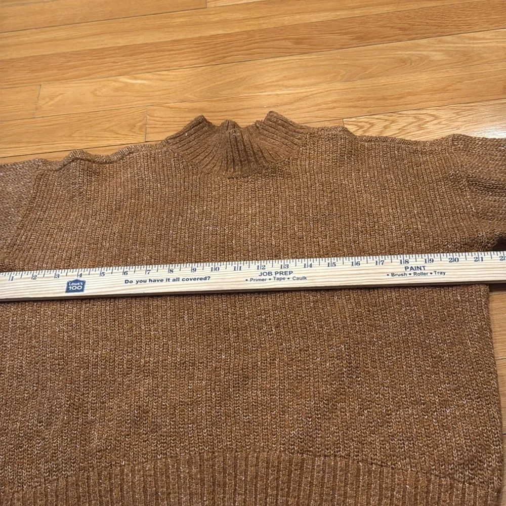 Old navy kid mock neck sweater size xlarge (14/16).